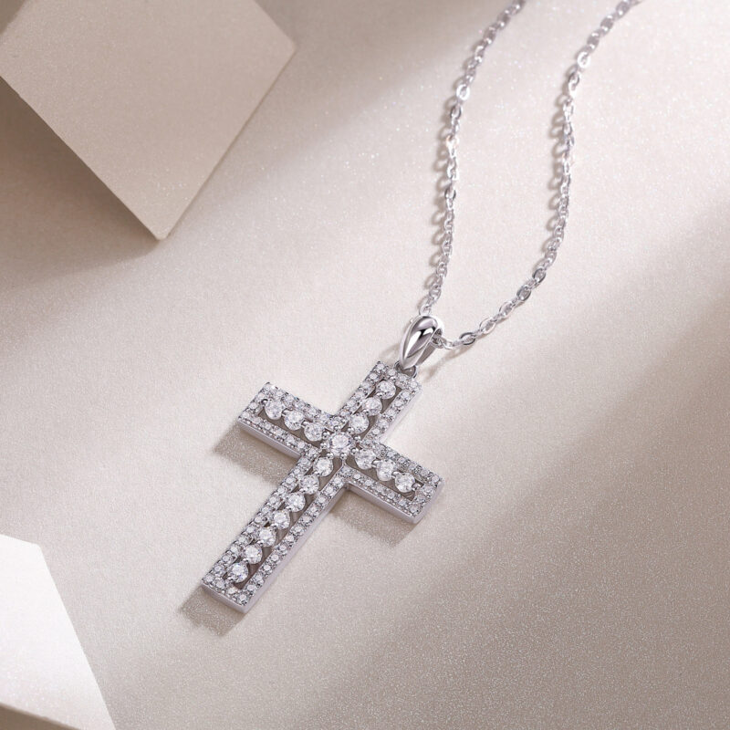 Shelter Luxury Fashion Diamond Pendant Necklace Set With Mosan Diamond Silver Ornaments - Image 4